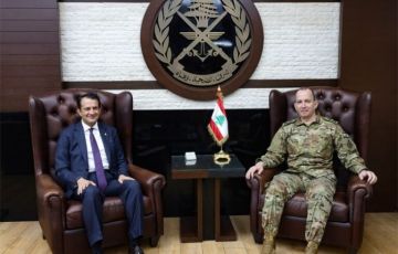 استقبالات العماد قائد الجيش