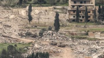 رويترز عن مسؤول لبناني: يبدو أن إسرائيل تسعى لنصر ميداني في بنت جبيل قبل إحراز أي تقدم دبلوماسي