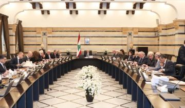 مجلس الوزراء وافق على قرض 200 مليون دولار لشبكات الأمان الاجتماعي ومنحة شهرية للعسكريين والمتقاعدين