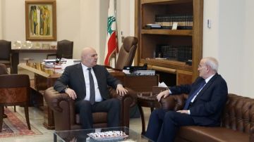 الرئيس عون عرض مع منسى والحجار وهيكل الأوضاع الأمنية