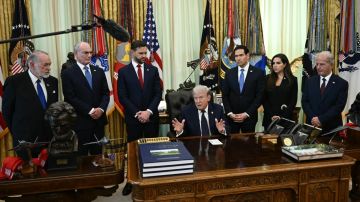 حضور ترامب... ضمانة!