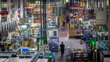 قطاع مستمر في تلبية الحاجات... بالرغم من الحرب!