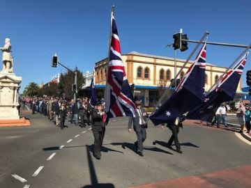 ما هو يوم الأنزاك وكيف يتم الاحتفال به؟