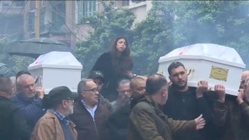بالفيديو: وداع مؤثر في برج حمود بالفيديو: وداع مؤثر في برج حمود