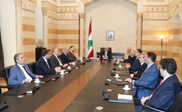 سلام بحث مع اللقاء الديموقراطي في الابتعاد عن لغة التحريض والمساعي لوقف الحرب