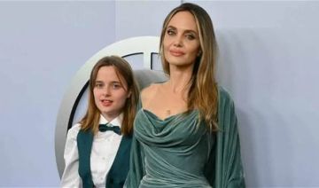 للمرة الأولى.. ابنة براد بيت وأنجلينا جولي تظهر كراقصة في فيديو كليب كوري (صورة)