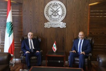 استقبالات وزير الدفاع الوطني استقبالات وزير الدفاع الوطني
