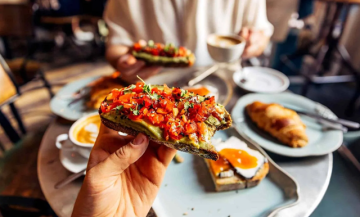 5 أطعمة على الفطور وقود يومي لتعزيز الذاكرة والتركيز