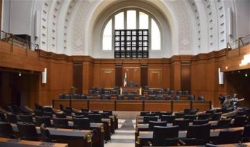 مرجع روحي للنواب: اولويتكم هذا الملف مرجع روحي للنواب: اولويتكم هذا الملف