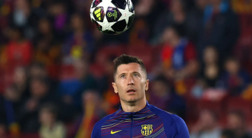 رسميا.. برشلونة يعلن رحيل مهاجمه ليفاندوفسكي
