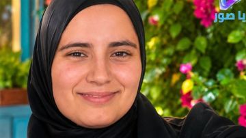 نعت كلية الفنون الجميلة والعمارة في الجامعة اللبنانية الطالبة في السنة الأولى في اختصاص الفنون التشكيلية بتول علي أحمد