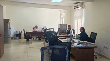 موظفو سرايا صيدا يواصلون إضرابهم موظفو سرايا صيدا يواصلون إضرابهم