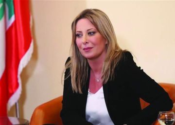 أيوب :كرامة اللبنانيين لا تصان بتحويل قراهم إلى دروع بشرية ومخازن عسكرية أيوب :كرامة اللبنانيين لا تصان بتحويل قراهم إلى دروع بشرية ومخازن عسكرية