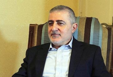 وفيق صفا ومسؤولان خسروا أبناءهم وفيق صفا ومسؤولان خسروا أبناءهم