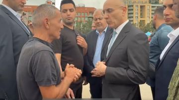 بالفيديو: حوار بين الوزير.. ونازح بالفيديو: حوار بين الوزير.. ونازح