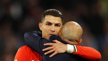 روبرتو مارتينيز يفجر مفاجأة بشأن رونالدو قبل انطلاق كأس العالم