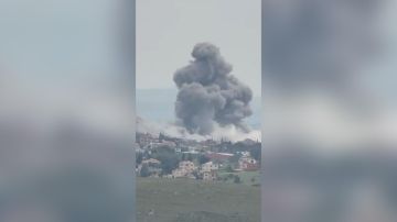 بالفيديو: لحظة شن الغارتين بالفيديو: لحظة شن الغارتين