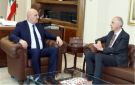 عون بحث مع السفير الفرنسي في التطورات المتصلة بمفاوضات واشنطن - lb