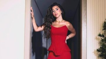 بالأحمر.. إطلالة جذابة لـ يارا السكري بالأحمر.. إطلالة جذابة لـ يارا السكري