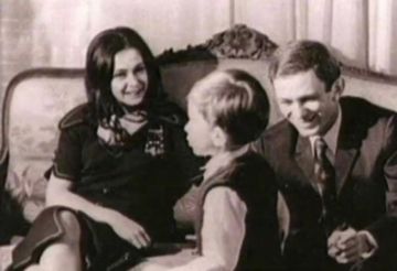 الطفل الذي انتصر على المجزرة الطفل الذي انتصر على المجزرة