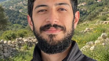 قانا الجنوبية تزف ابنها علي حسن غضبون قانا الجنوبية تزف ابنها علي حسن غضبون