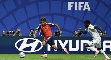 منتخب الرأس الأخضر يفجر أولى مفاجآت المونديال أمام إسبانيا
