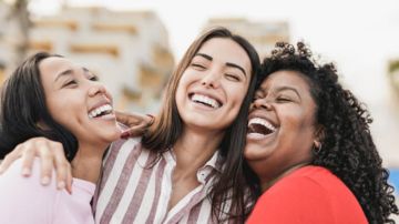 الضحك يساعد على تنظيف الرئتين! الضحك يساعد على تنظيف الرئتين!
