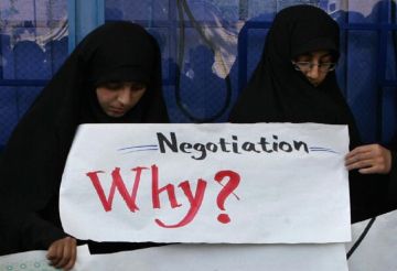 إيران توضح اللغط حول تسمية الاتفاق المرتقب توقيعه بين طهران وواشنطن إيران توضح اللغط حول تسمية الاتفاق المرتقب توقيعه بين طهران وواشنطن