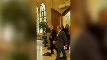 بالفيديو: لودريان في عين التينة بالفيديو: لودريان في عين التينة