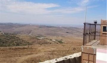 ما حقيقة وجود حشود سورية عند حدود لبنان؟