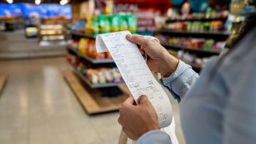 الأسعار ستكوينا.. الدولة تمد يدها مجددا إلى جيوبنا