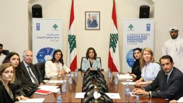 الوزيرة السيد التقت وفدا وزاريا رفيعا متضامنا مع لبنان: الحكومة تعمل على إعداد خطة متكاملة للعودة والتعافي الوزيرة السيد التقت وفدا وزاريا رفيعا متضامنا مع لبنان: الحكومة تعمل على إعداد خطة متكاملة للعودة والتعافي
