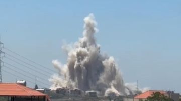 بالفيديو: غارة عنيفة على قناريت - صيدا بالفيديو: غارة عنيفة على قناريت - صيدا