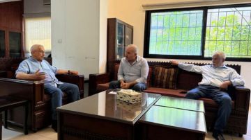 اسامة سعد يتابع أزمة انقطاع المياه في صيدا ويطالب بإجراءات عاجلة لمعالجتها اسامة سعد يتابع أزمة انقطاع المياه في صيدا ويطالب بإجراءات عاجلة لمعالجتها