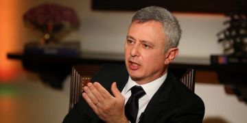 سليمان فرنجيه وما بدل تبديلا سليمان فرنجيه وما بدل تبديلا