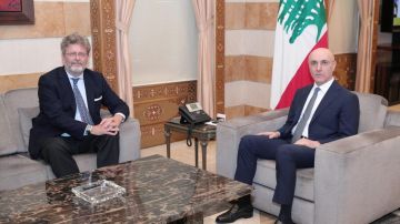 الحجار استقبل سفير إسبانيا وقائمقام المتن الحجار استقبل سفير إسبانيا وقائمقام المتن
