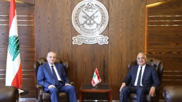 منسى التقى محافظ بيروت السابق منسى التقى محافظ بيروت السابق