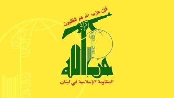 حزب الله: ننفي مزاعم وجود نشاط للحزب داخل الأراضي السورية وهذه الاتهامات تخدم المشروع الصهيوني الأميركي حزب الله: ننفي مزاعم وجود نشاط للحزب داخل الأراضي السورية وهذه الاتهامات تخدم المشروع الصهيوني الأميركي