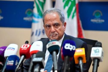 وزير الطاقة: على الدولة دفع ديون مؤسساتها لكهرباء لبنان والبالغة 250 مليون ودولار والمهلة تنتهي نهاية الأسبوع وزير الطاقة: على الدولة دفع ديون مؤسساتها لكهرباء لبنان والبالغة 250 مليون ودولار والمهلة تنتهي نهاية الأسبوع