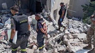 انتشال جثامين 4 سعداء في زوطر الغربية انتشال جثامين 4 سعداء في زوطر الغربية