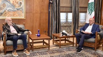جنبلاط في عين التينة... ماذا بحث مع بري؟ جنبلاط في عين التينة... ماذا بحث مع بري؟