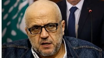 ابراهيم الامين: عون وافق في الملحق الامني السري على أن تتولى واشنطن اختيار ضباط وعناصر قوة من الجيش اللبناني ذات كفاءة عالية لتدمير الحزب ابراهيم الامين: عون وافق في الملحق الامني السري على أن تتولى واشنطن اختيار ضباط وعناصر قوة من الجيش اللبناني ذات كفاءة عالية لتدمير الحزب