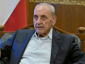 بري أشاد بمواقف فعاليات القرى الحدودية: تعكس أصالة انتمائهم الوطني التي لن يساوموا عليها بري أشاد بمواقف فعاليات القرى الحدودية: تعكس أصالة انتمائهم الوطني التي لن يساوموا عليها