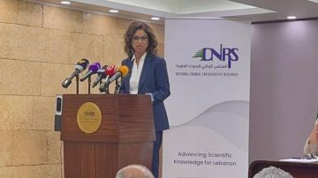 لحود: لا يجوز أن يتساوى من يحترم الشاطئ مع من يلوثه لحود: لا يجوز أن يتساوى من يحترم الشاطئ مع من يلوثه