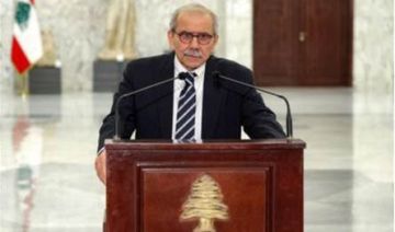 نائبة تنقلب على سلام نائبة تنقلب على سلام