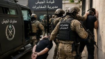 مخابرات الجيش توقف في الحوش - صور افراد عصـ.ـابة مسـ.ـلحة روعت الاهالي وفرضت خوات عليهم مخابرات الجيش توقف في الحوش - صور افراد عصـ.ـابة مسـ.ـلحة روعت الاهالي وفرضت خوات عليهم