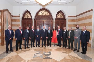 الحجار يبحث في أوضاع المغتربين الحجار يبحث في أوضاع المغتربين