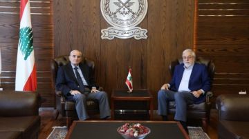 وزير الدفاع إستقبل جهاد الصمد