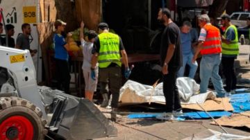 حملة لتنظيم المرافق العامة وإزالة المخالفات في حي اللجا في بيروت حملة لتنظيم المرافق العامة وإزالة المخالفات في حي اللجا في بيروت