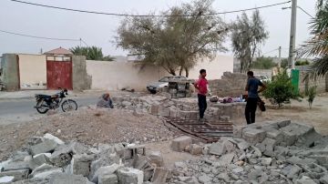 زلزال يضرب إيران زلزال يضرب إيران